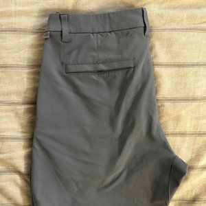 Lululemon Commission Classic-Fit Short 7" Warpstreme Chambray Size 32